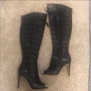 Vince Camuto Kesta boots